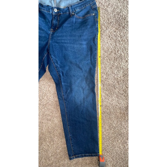Torrid Straight Boyfriend Jeans - Size 18S ***. - Picture 4 of 4